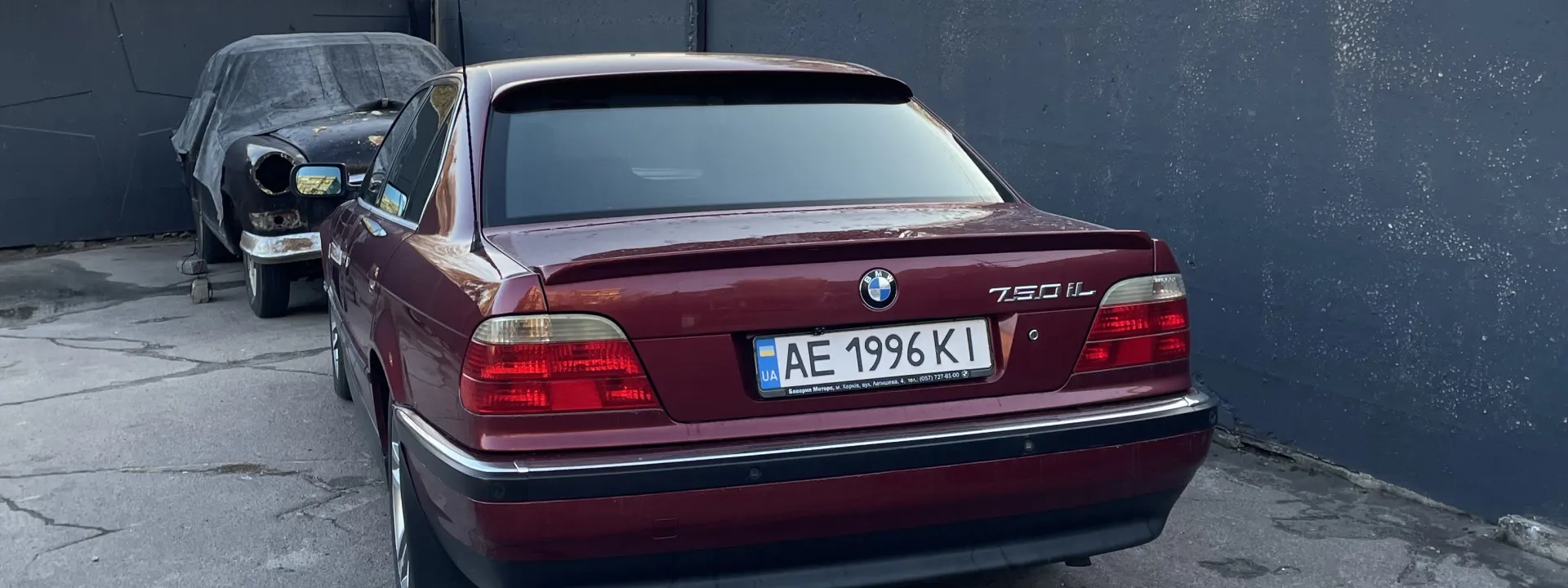 Slightly gangsta BMW 750Li