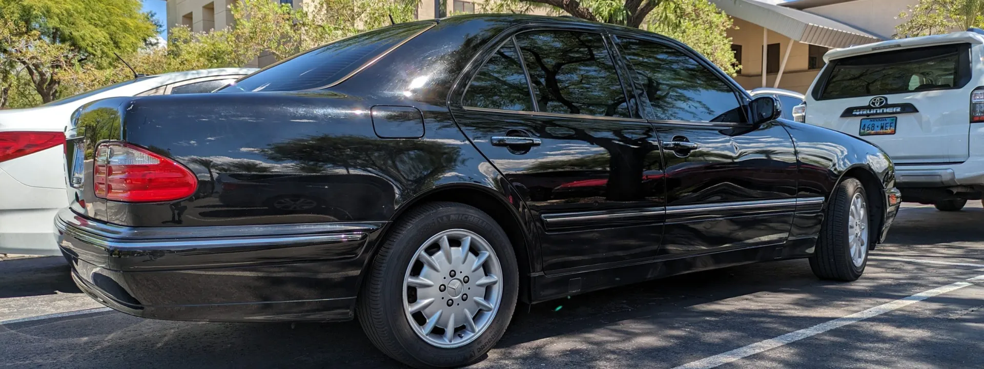 Mercedes E320