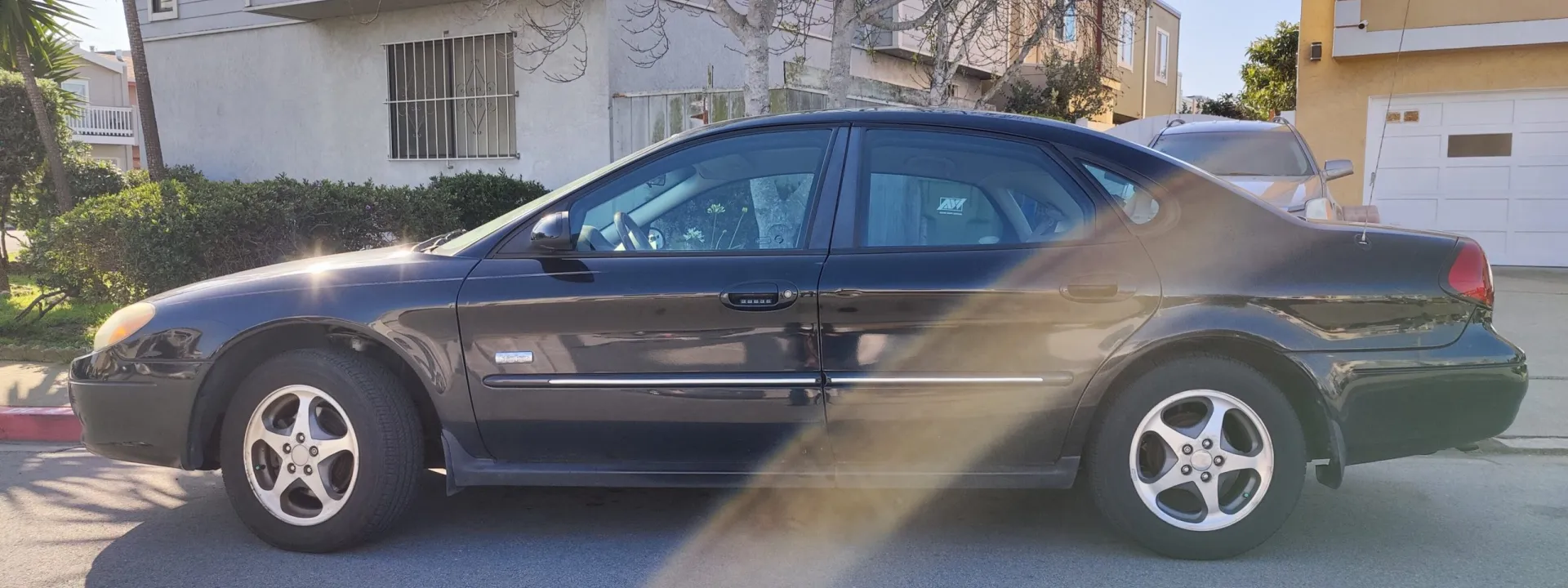 Ford Taurus - Ford Motor Company Centennial Edition