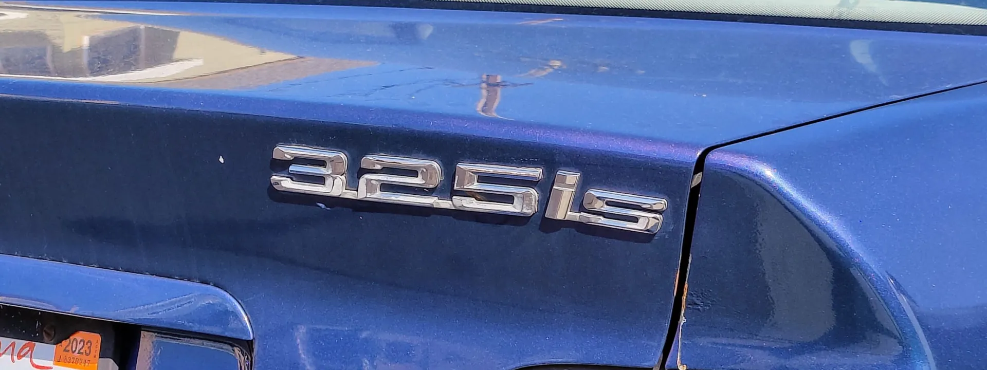BMW 325is
