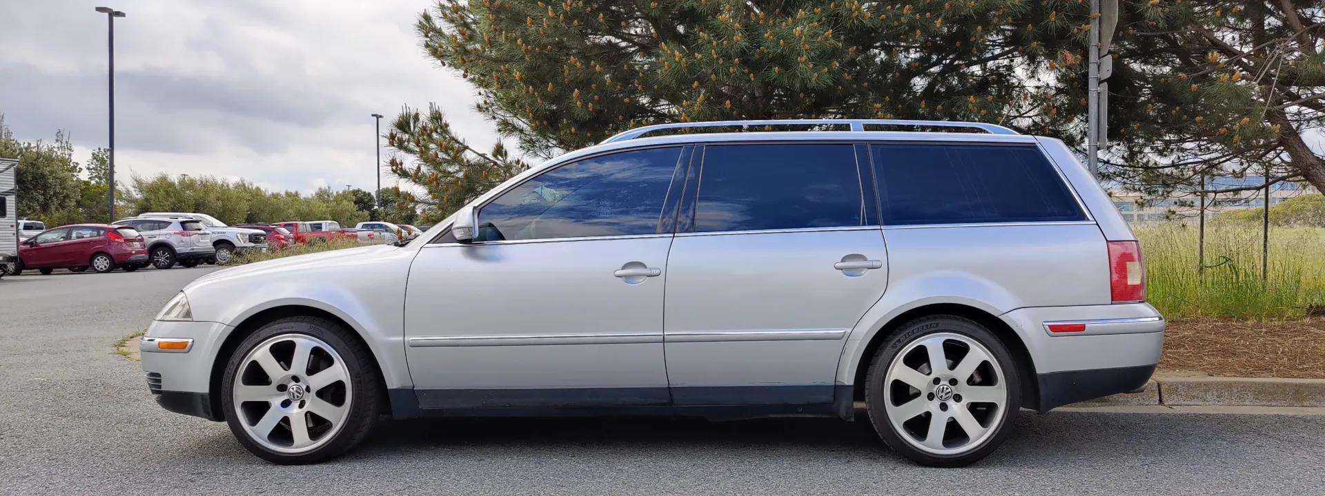 Volkswagen Passat W8 Wagon